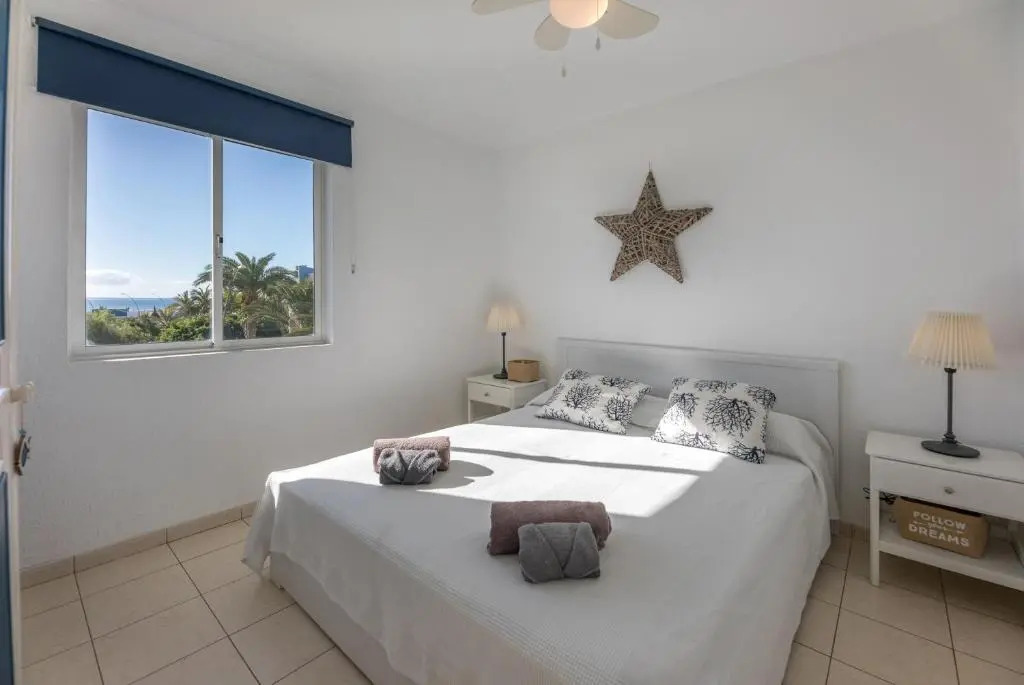 beach at 250 m, ocean view, 2 bedrooms, Wi-Fi