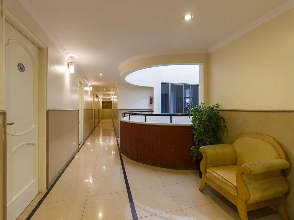 OYO 18762 Vaishnavi Residency