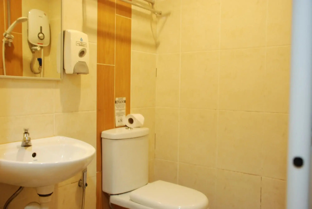 Promenade Service Apartment