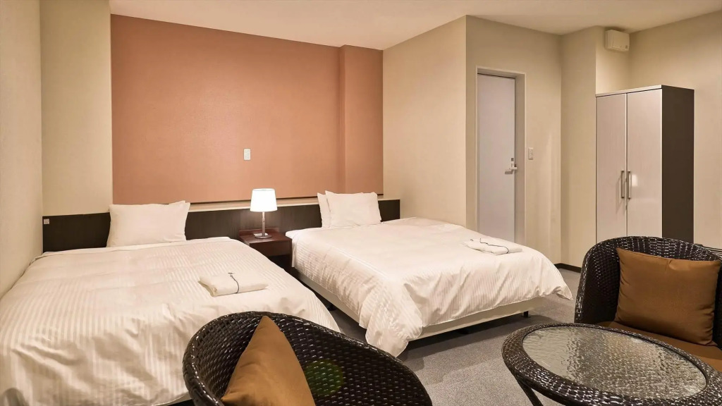 Crown Hotel Okinawa Annex