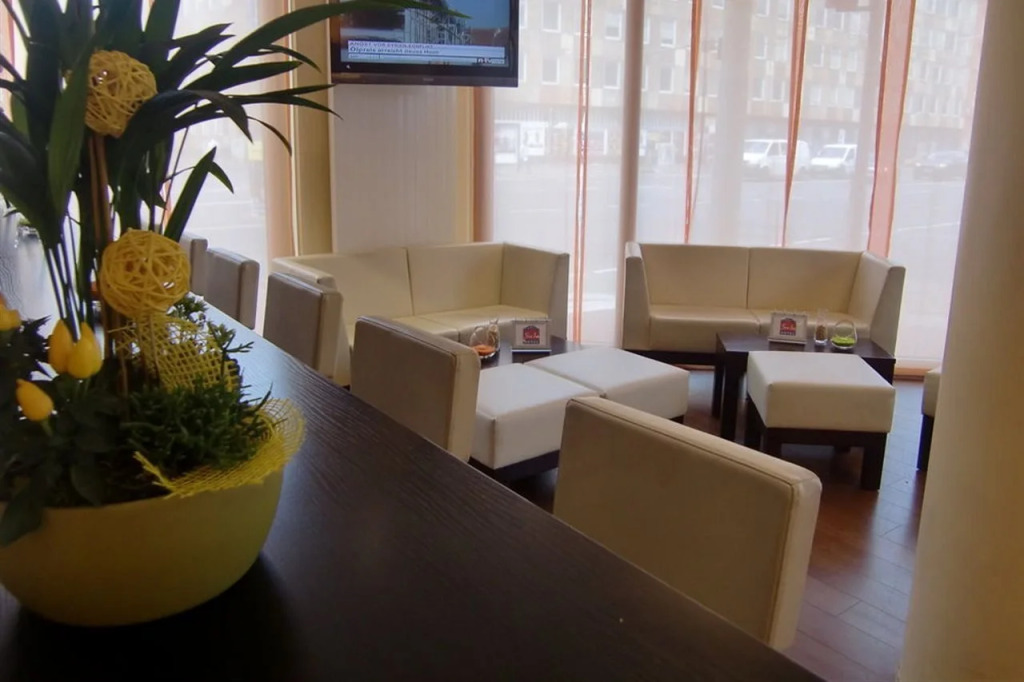 Отель Premier Inn Frankfurt City Europaviertel