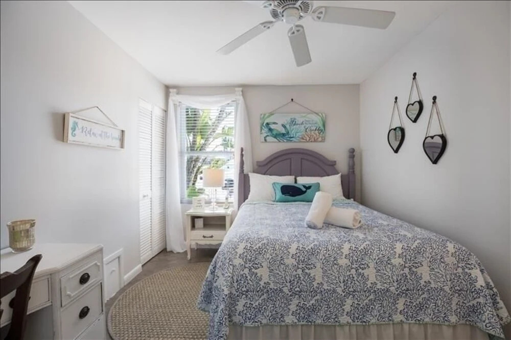 Lazy Daisy 2 Bedrooms 1 Bathroom Villa