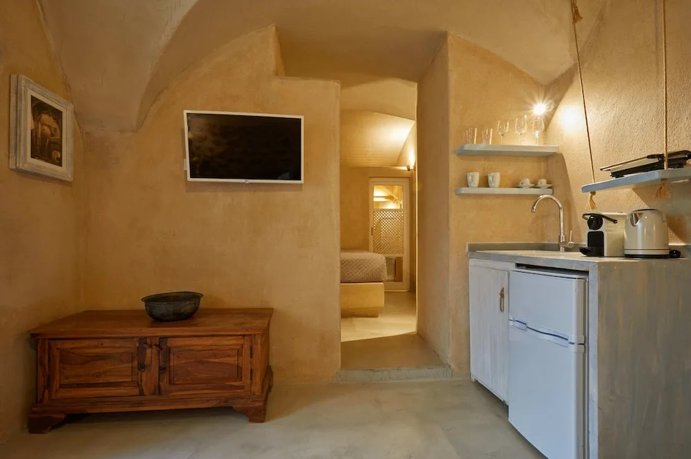 Oias Cellars