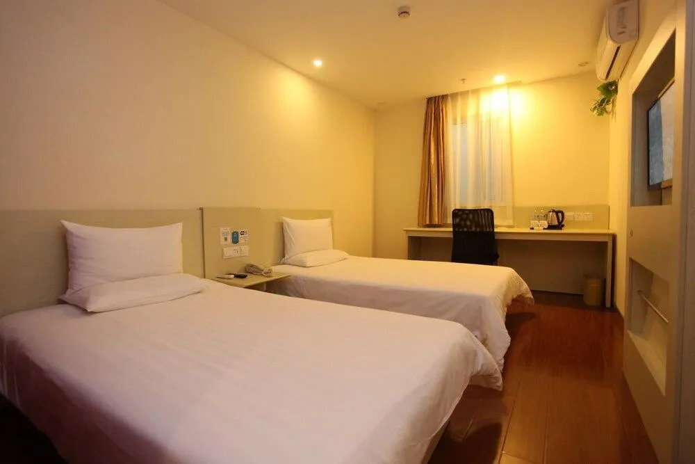 Hanting Hotel Chengdu Chunxi Road Branch