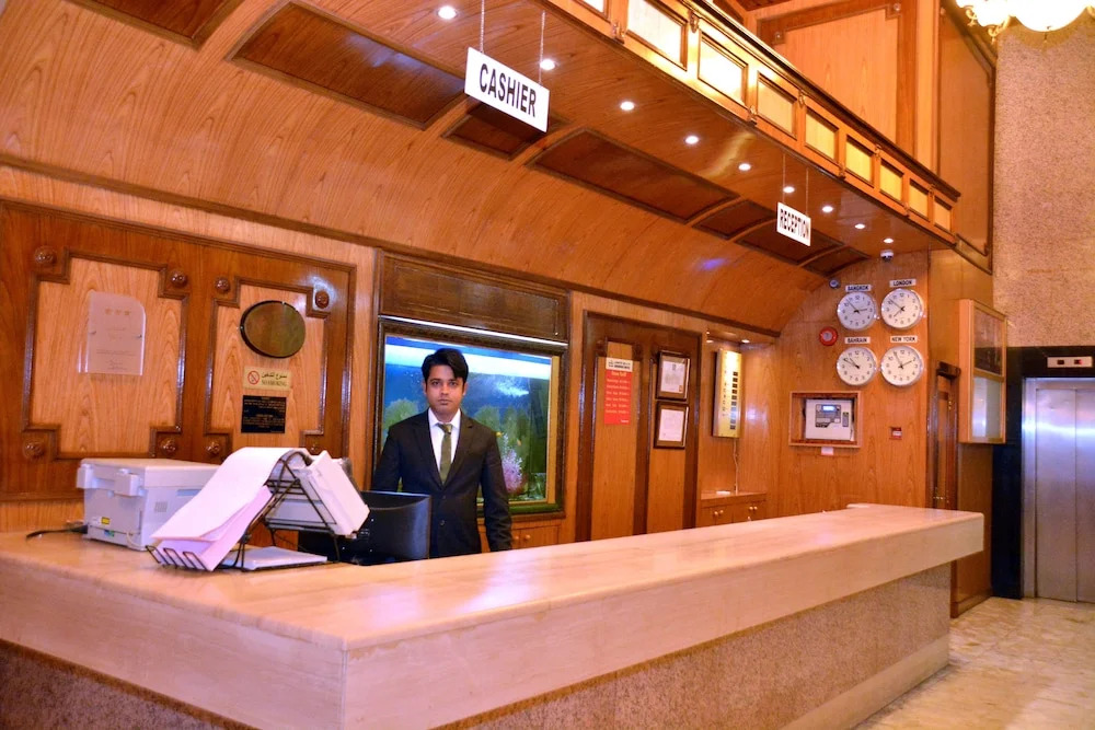 Aradous Hotel