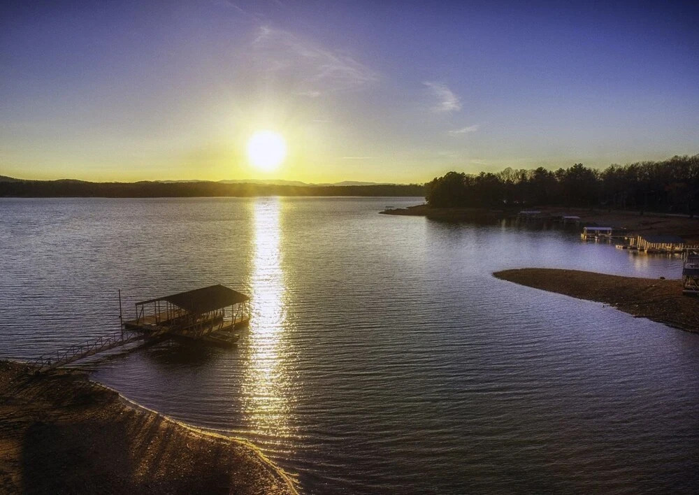 Lake Side Retreat