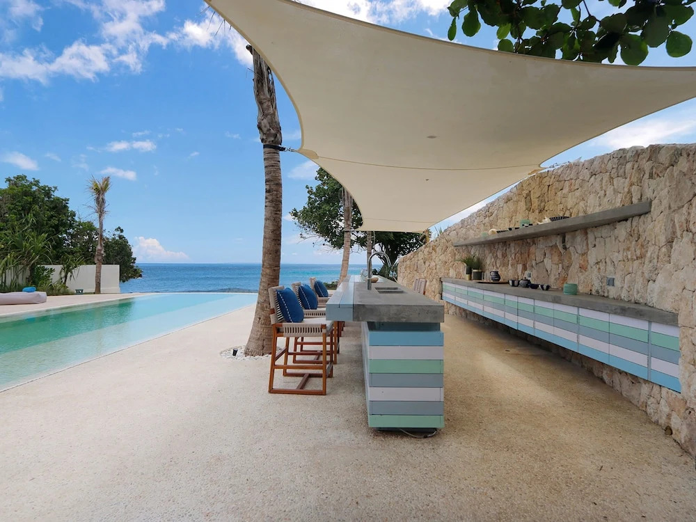 Villa Seascape by Elite Havens