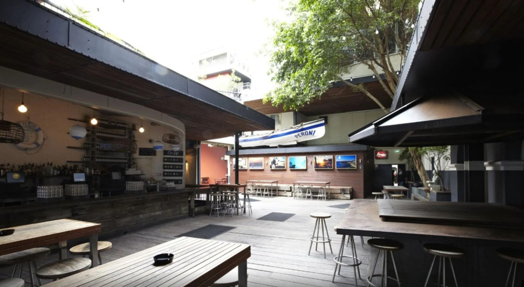 Stay at Hotel Steyne