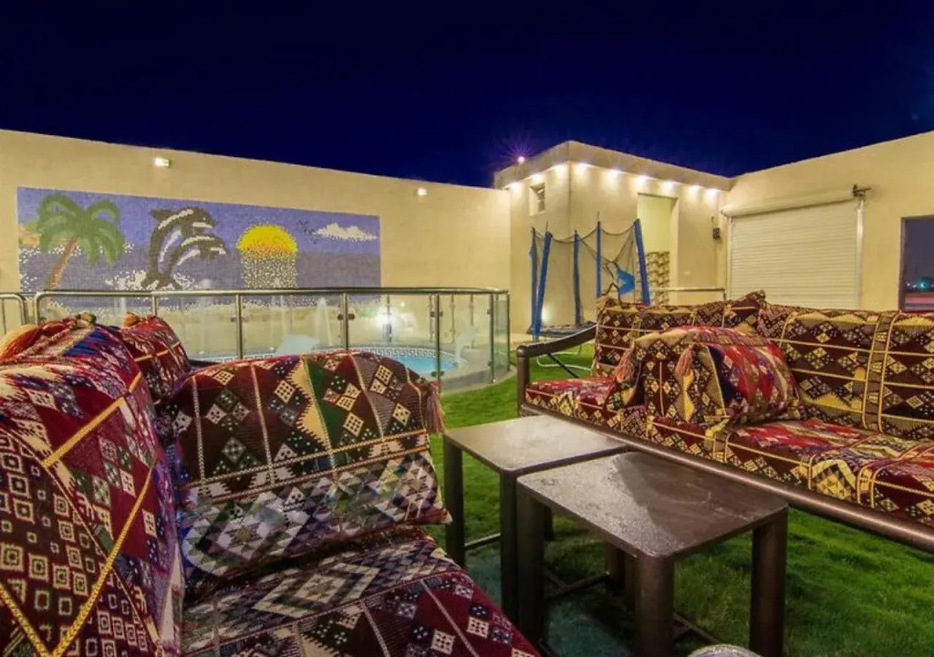 Anwar Chalets