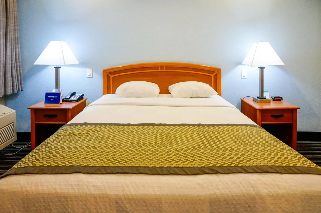 Hotel Parmani Near Stanford University
