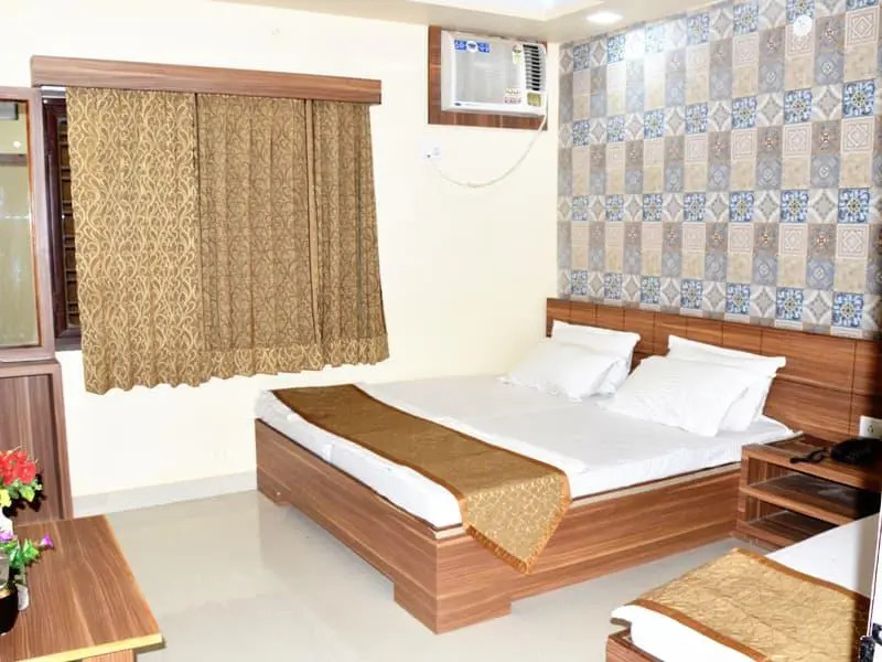 Hotel Ata Inn