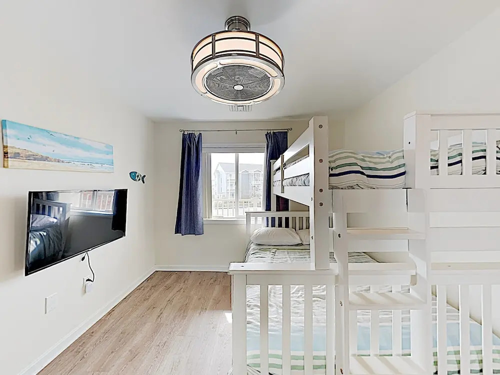 New Listing! Heron Harbor Haven W/ Pools & Tennis 2 Bedroom Condo