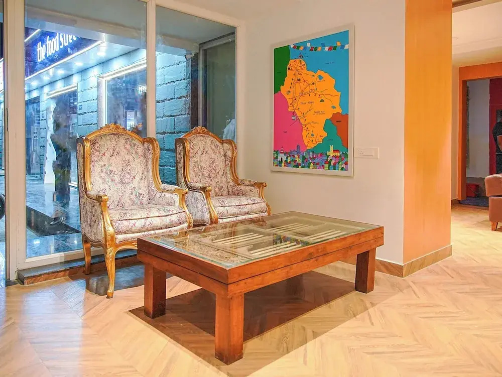Click Hotel Bhuntar,Kullu-Bhuntar Airport