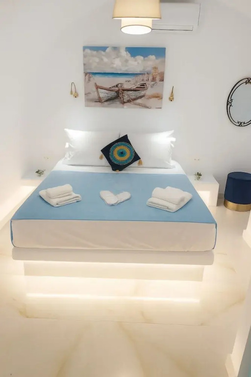 SantoNight Luxury Villas