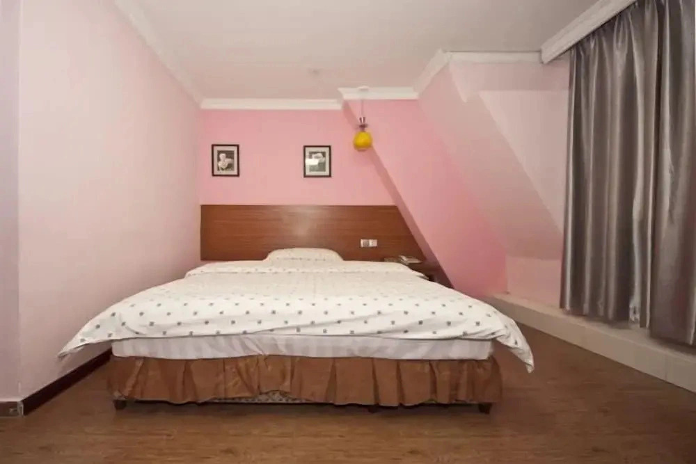 Jinjiang Express Hotel
