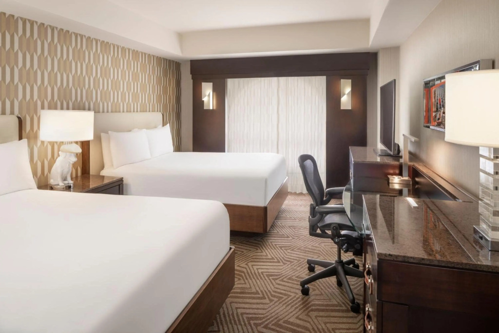 Renaissance Phoenix Downtown Hotel