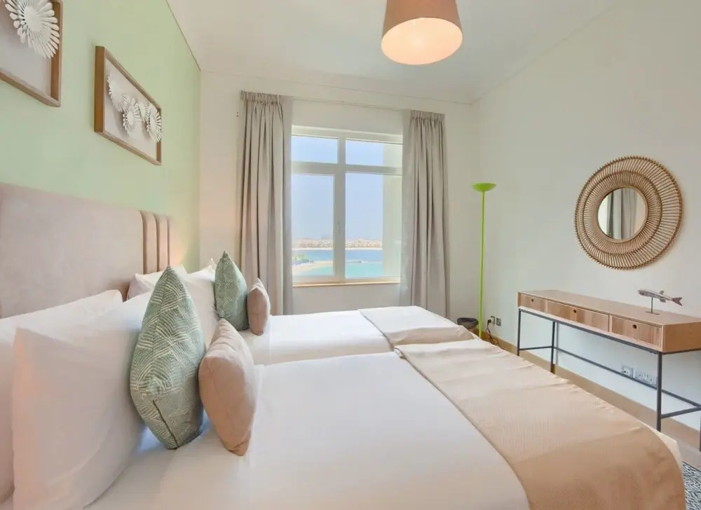 Building No. 2 Shoreline  Palm Jumeirah - Apartment 405
