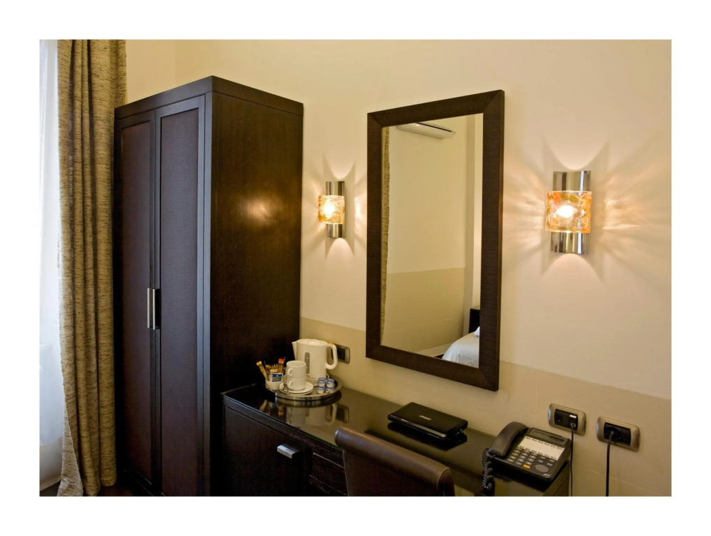 Отель Basilio 55 Rome