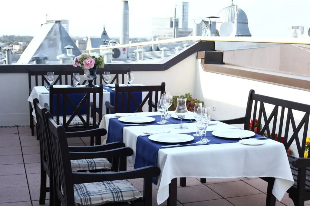 City Hotel TEATER