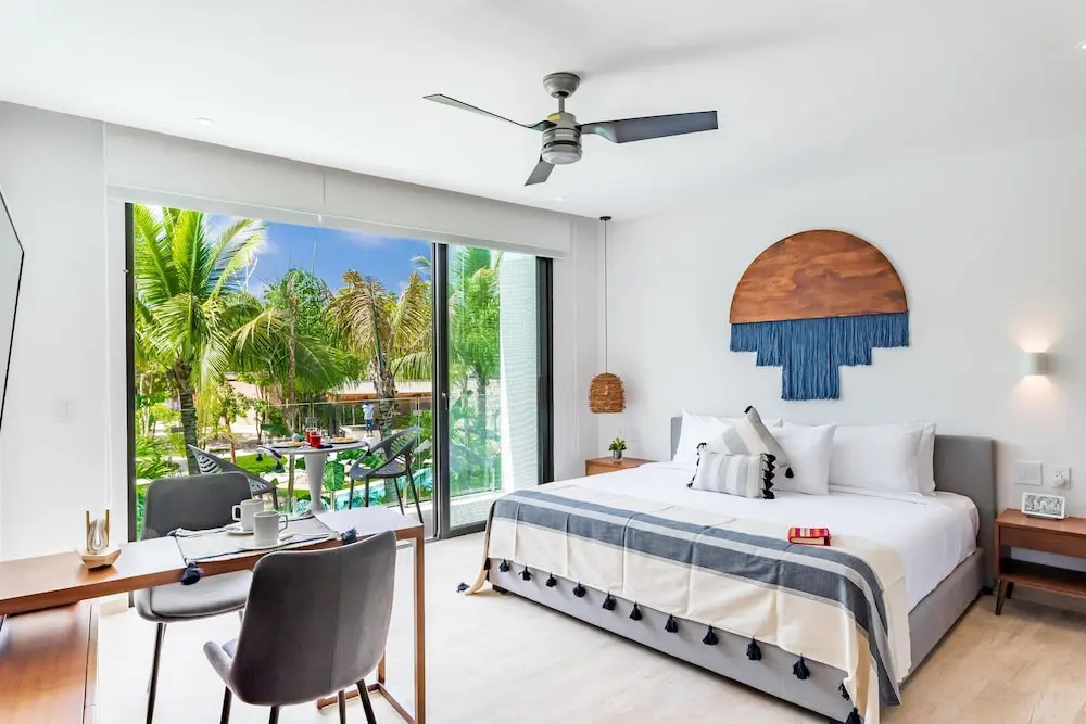 Central Park Lagunas by Alegría Rentals and Sandy Powerful
