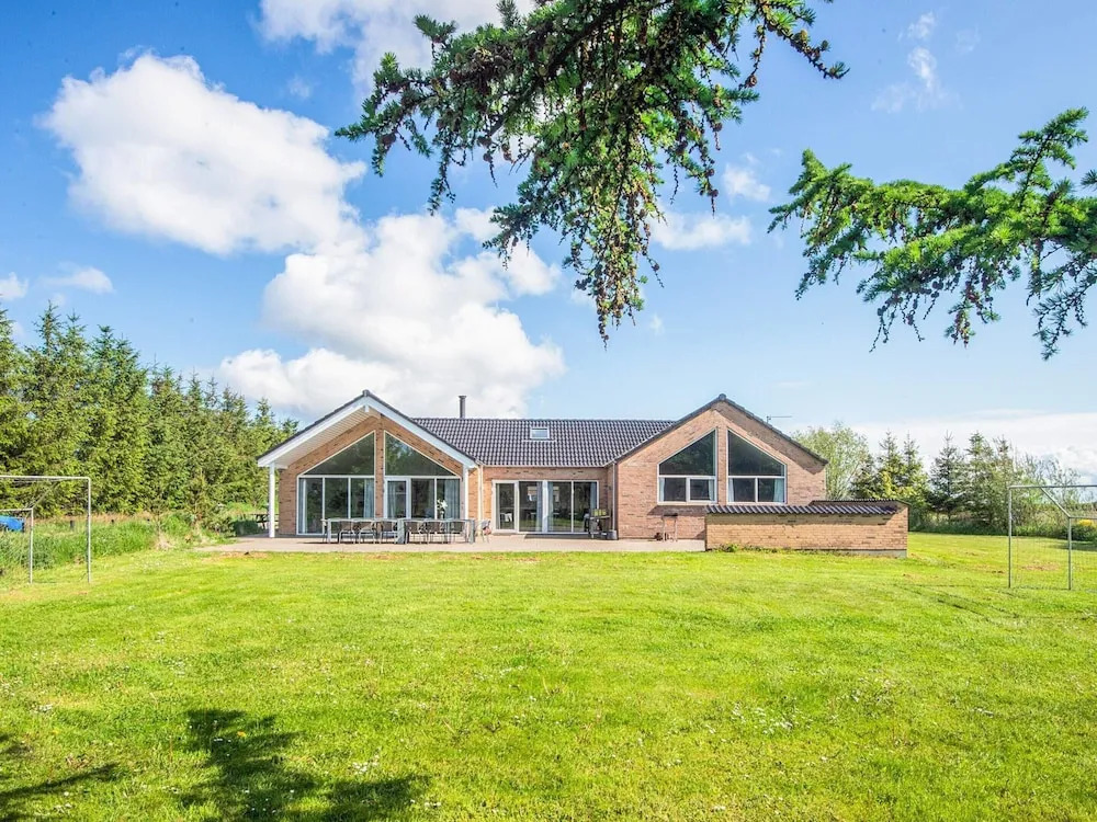 5 star holiday home in Rømø