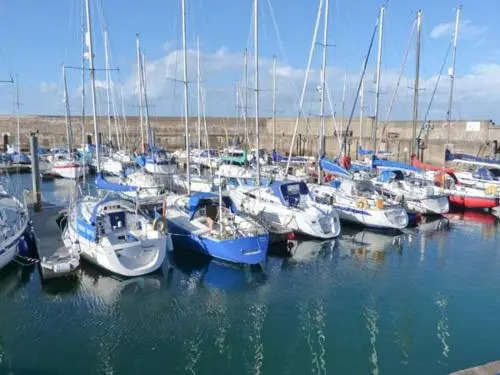 34 Low Shore