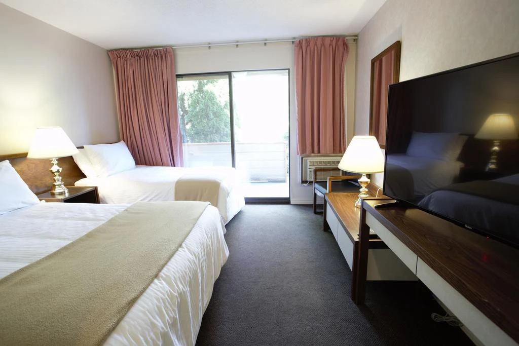 Recreation Inn and Suites Kelowna