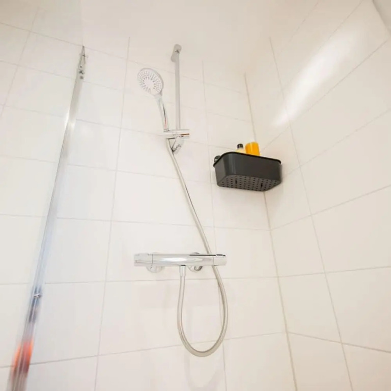 Studio Serviced Apartments With View -prh14/15-