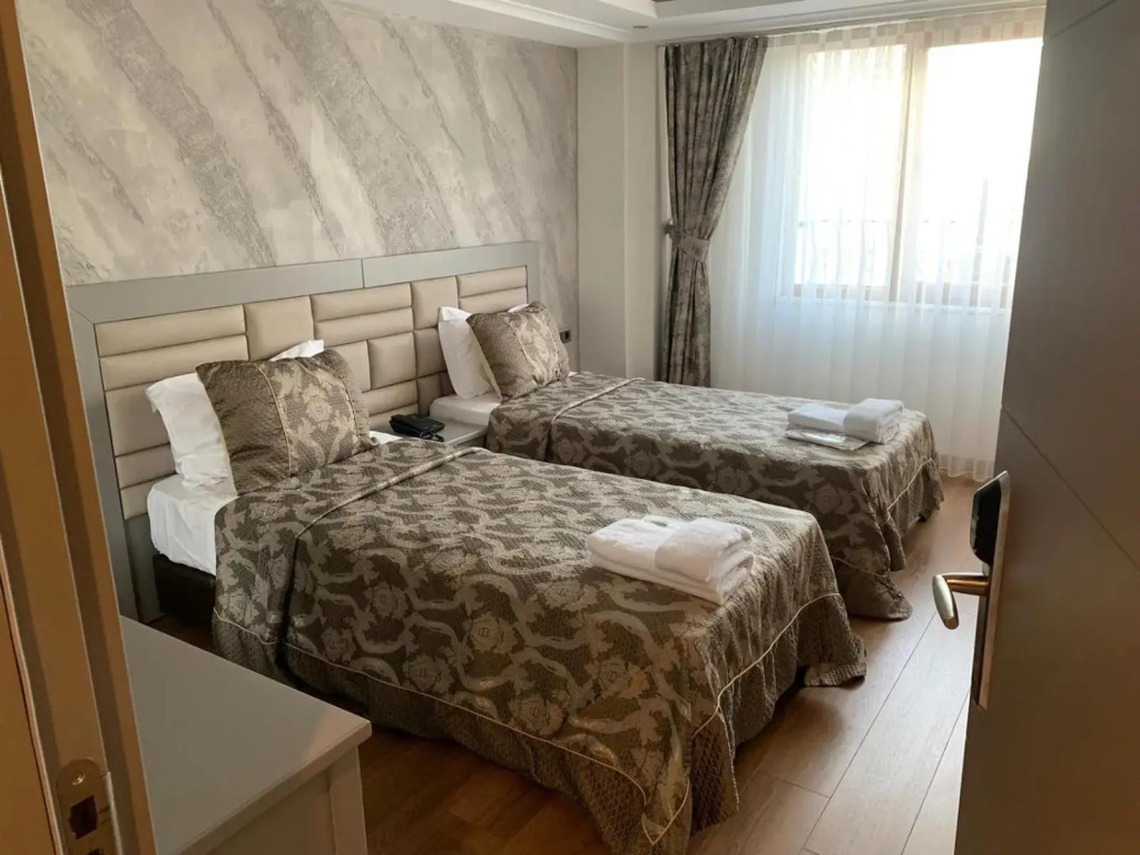 Regency World Suite