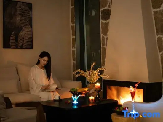 Beyond Emptiness · Pujì Homestay