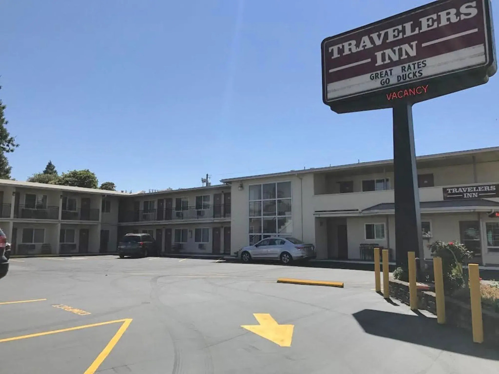 Travelers Inn Eugene University
