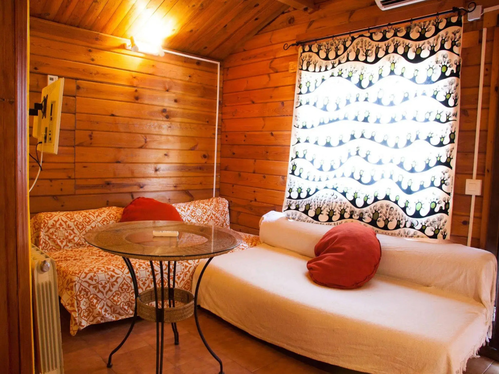 Fuente del Lobo Glamping & Bungalows