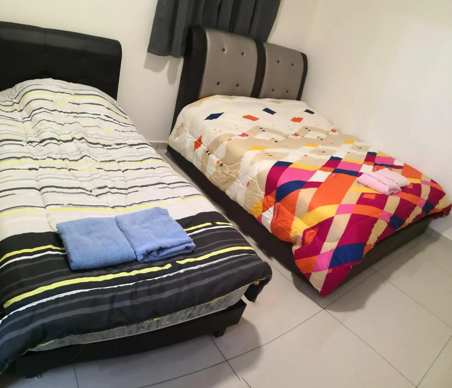 Mcz homestay at ipoh tower WiFi 7-8pax