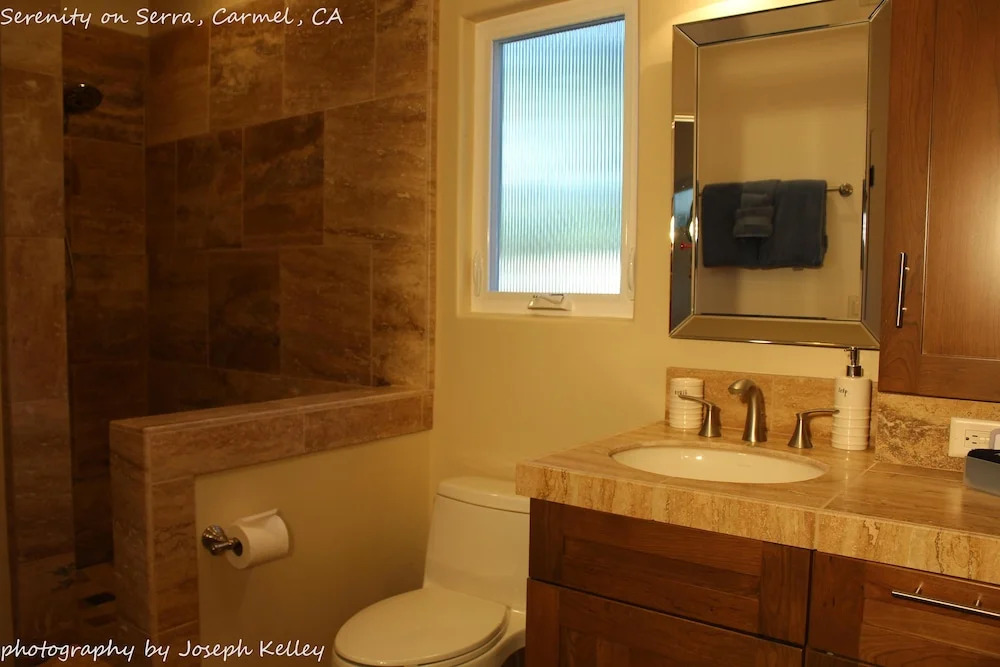 Newly Built Romantic Getaway in Carmel Woods