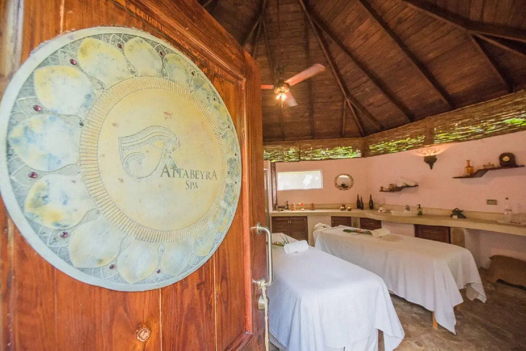 Natura Cabana Boutique Hotel & SPA