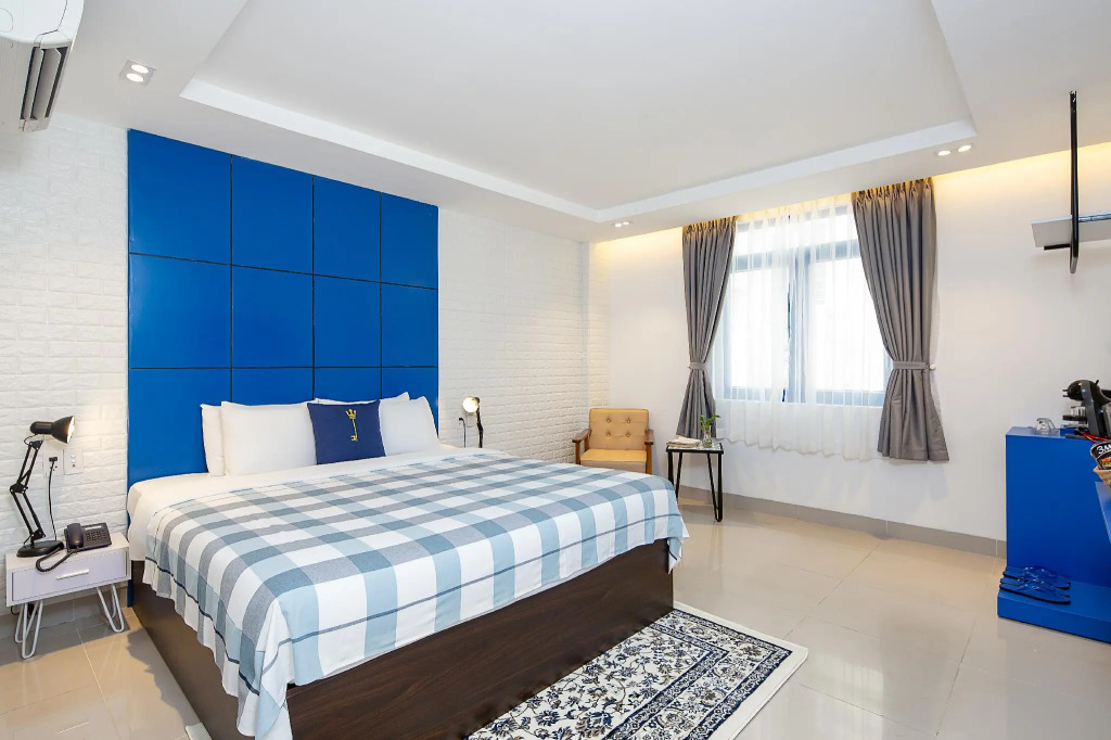 Chill Box Premier Beach Hotel