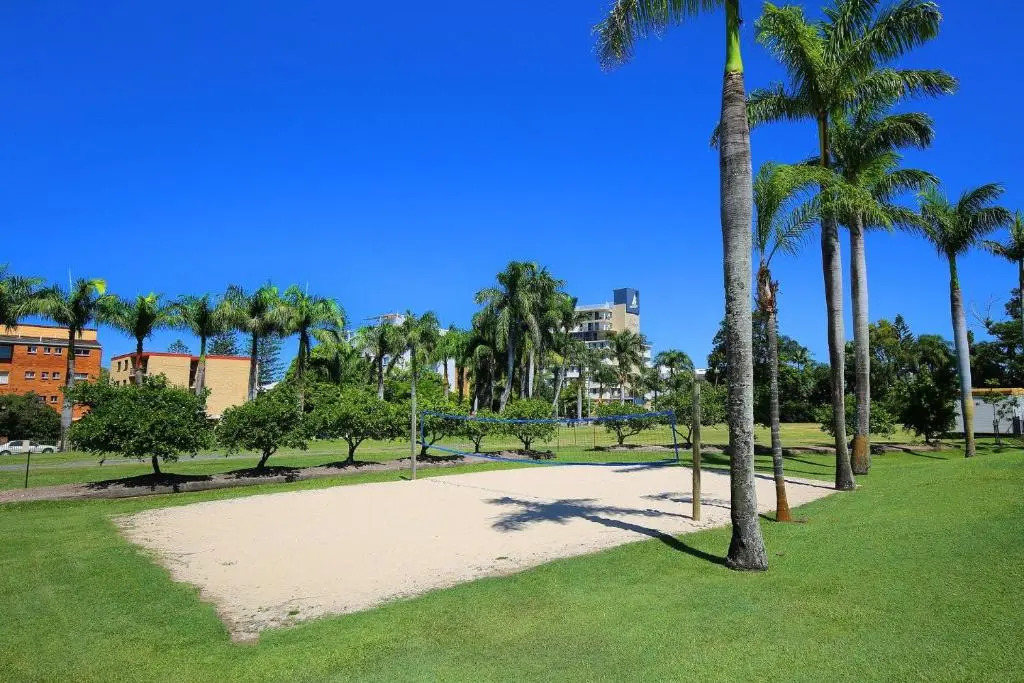 Resort Style - The Oasis Resort Villa 7, 2 Landsborough Pde