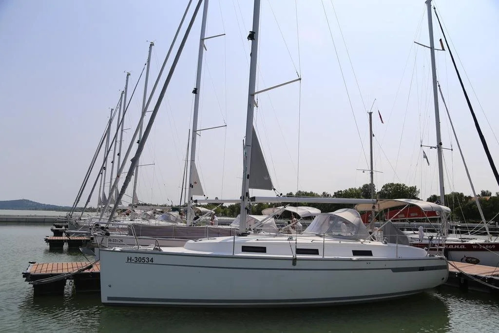 Fenyves Yacht Club Superior