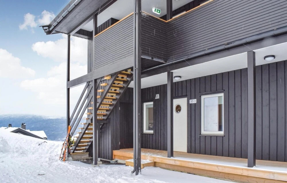 Stunning Apartment in Skulestadmo With Wifi and 3 Bedrooms