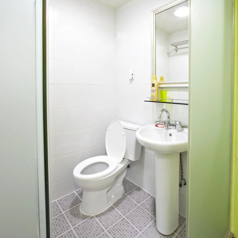 Rainbow Hotel Myeongdong