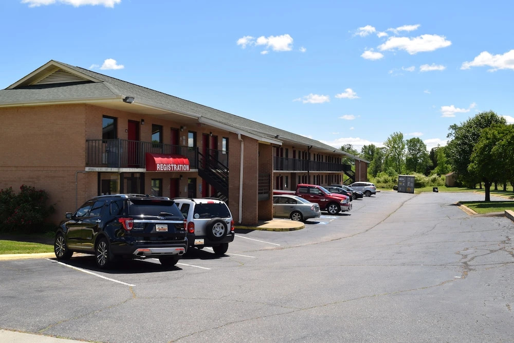 OYO Hotel Richburg SC I-77