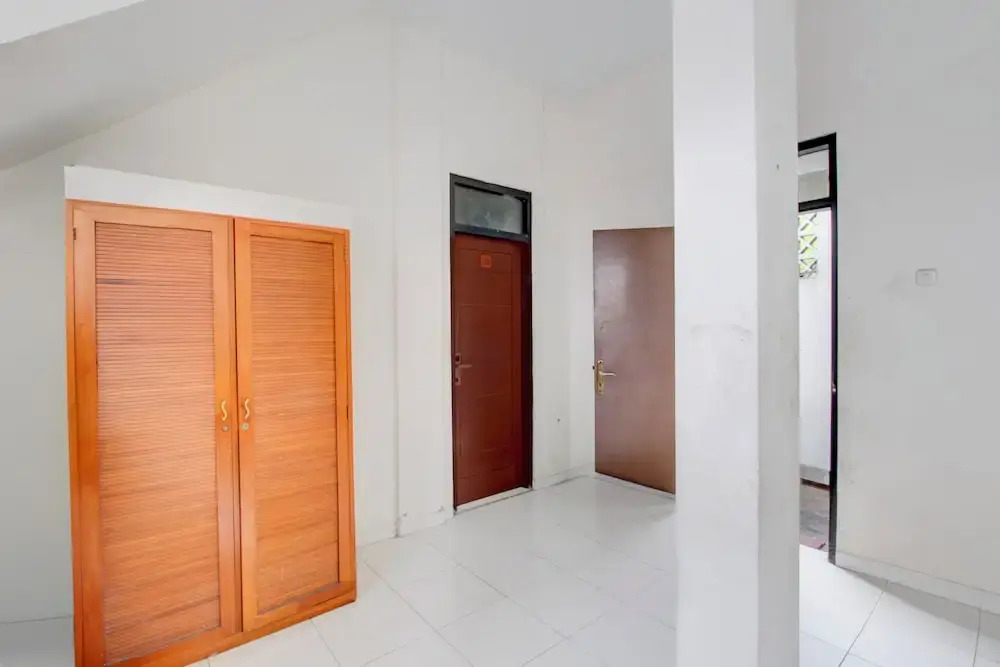 OYO 94756 23 Residence
