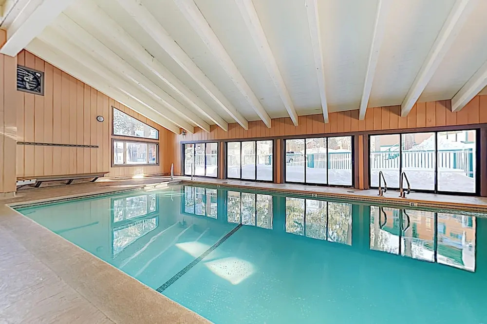 Chateau Sans Nom #11 W/ Indoor Pool, Spa & Sauna 4 Bedroom Condo