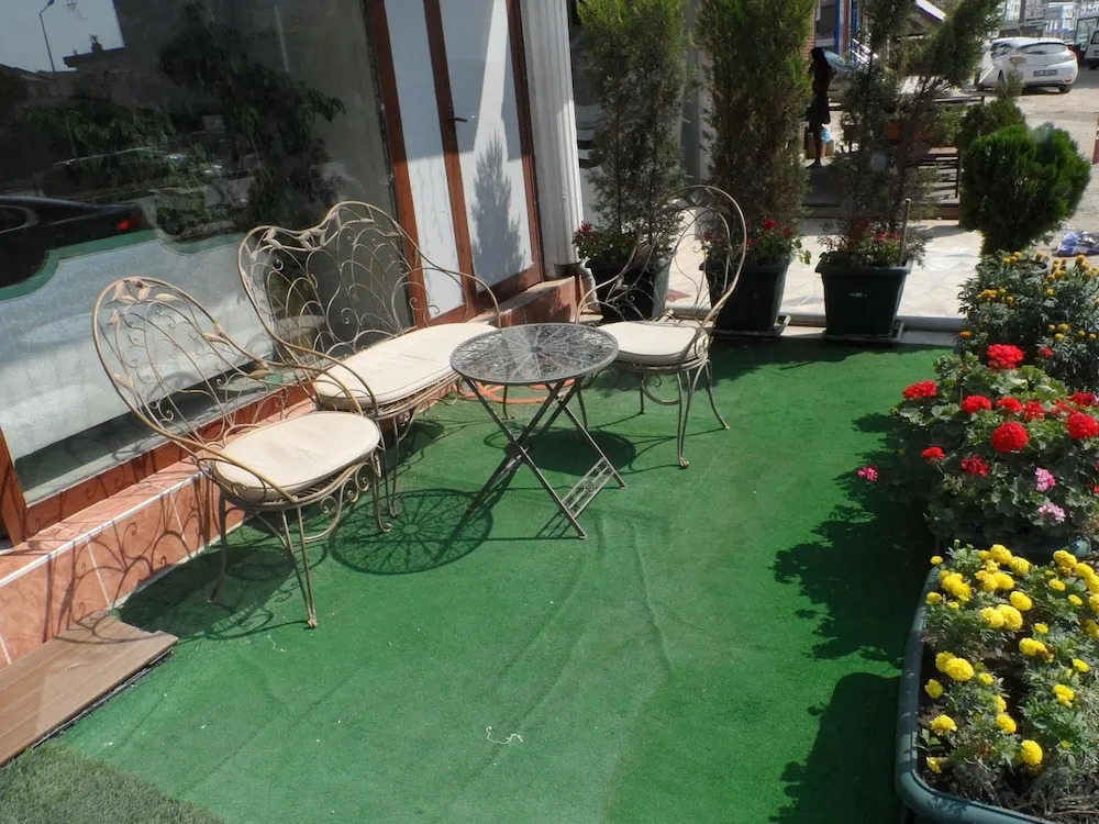 Kiraz Hotel