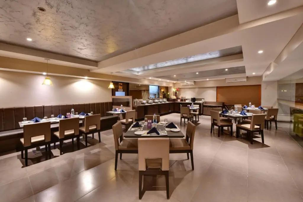 Click Hotel Vadodara