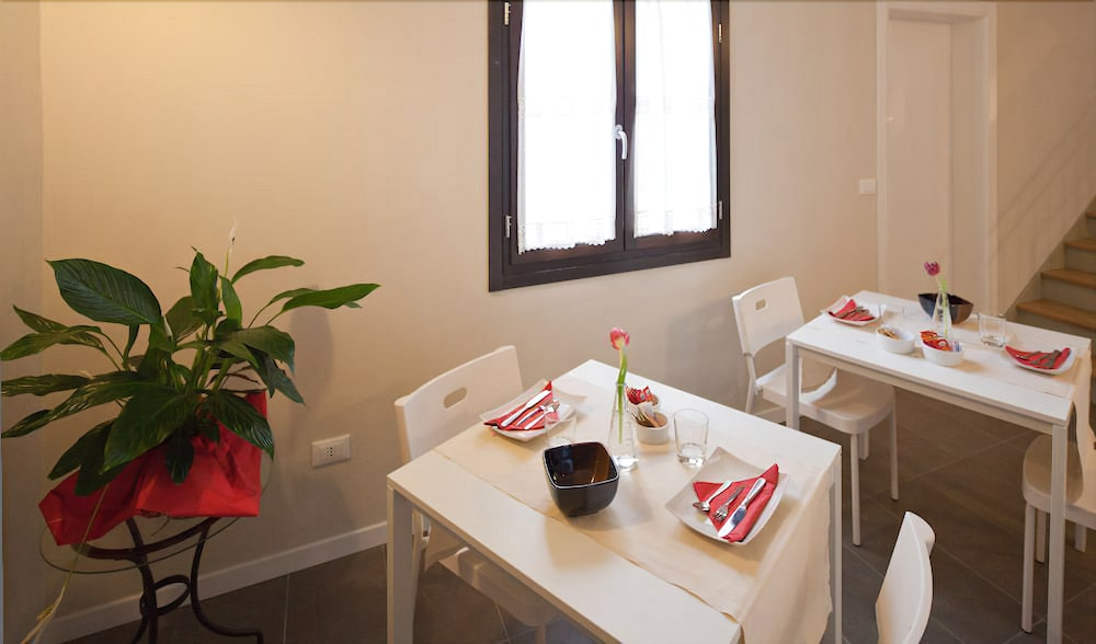 Honey Rooms Ferrara