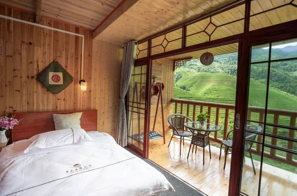Jingzheng Holiday Hotel