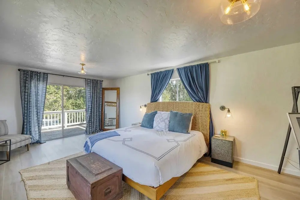 Wine Country Estate by Avantstay Pool, Spa, Barn