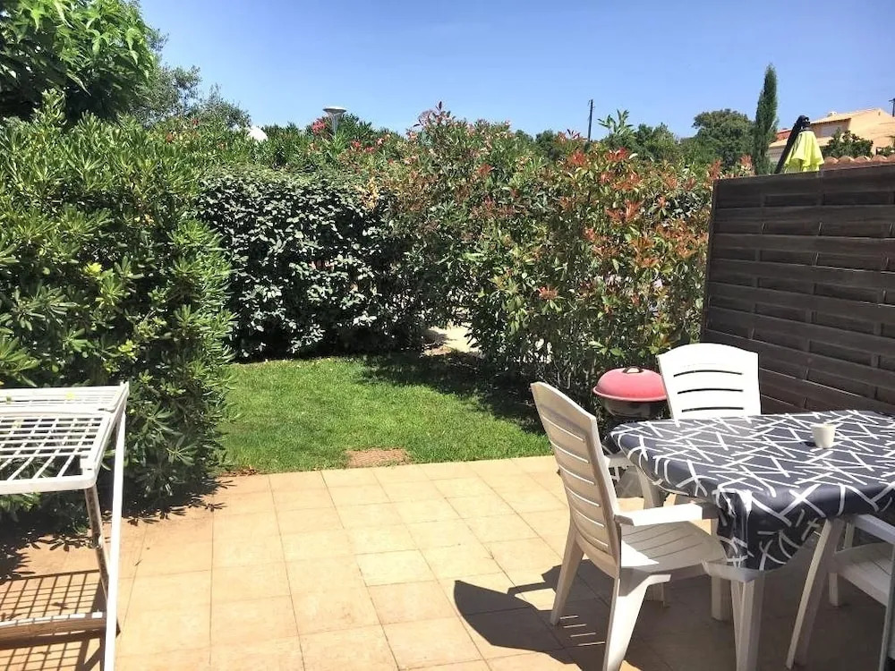 Residence Les Jardins de Sainte-Lucie "Piscine chauffée"
