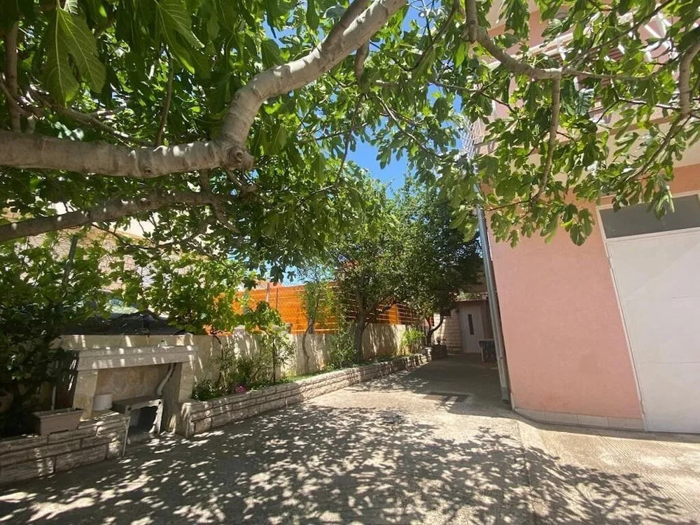 Apartments Ljubic